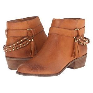 Chinese Laundry Seasons Leather Bootie - Cognac